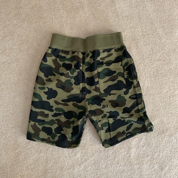 Bape / A Bathing Ape Green Shark Size Small - Picture 2 of 7